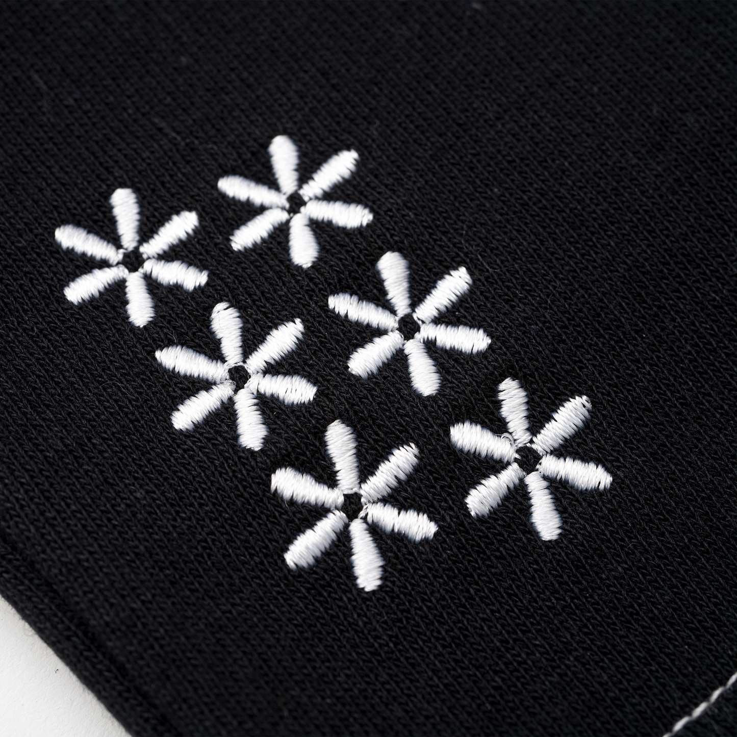 CONTRAST STITCHED SWEATPANT