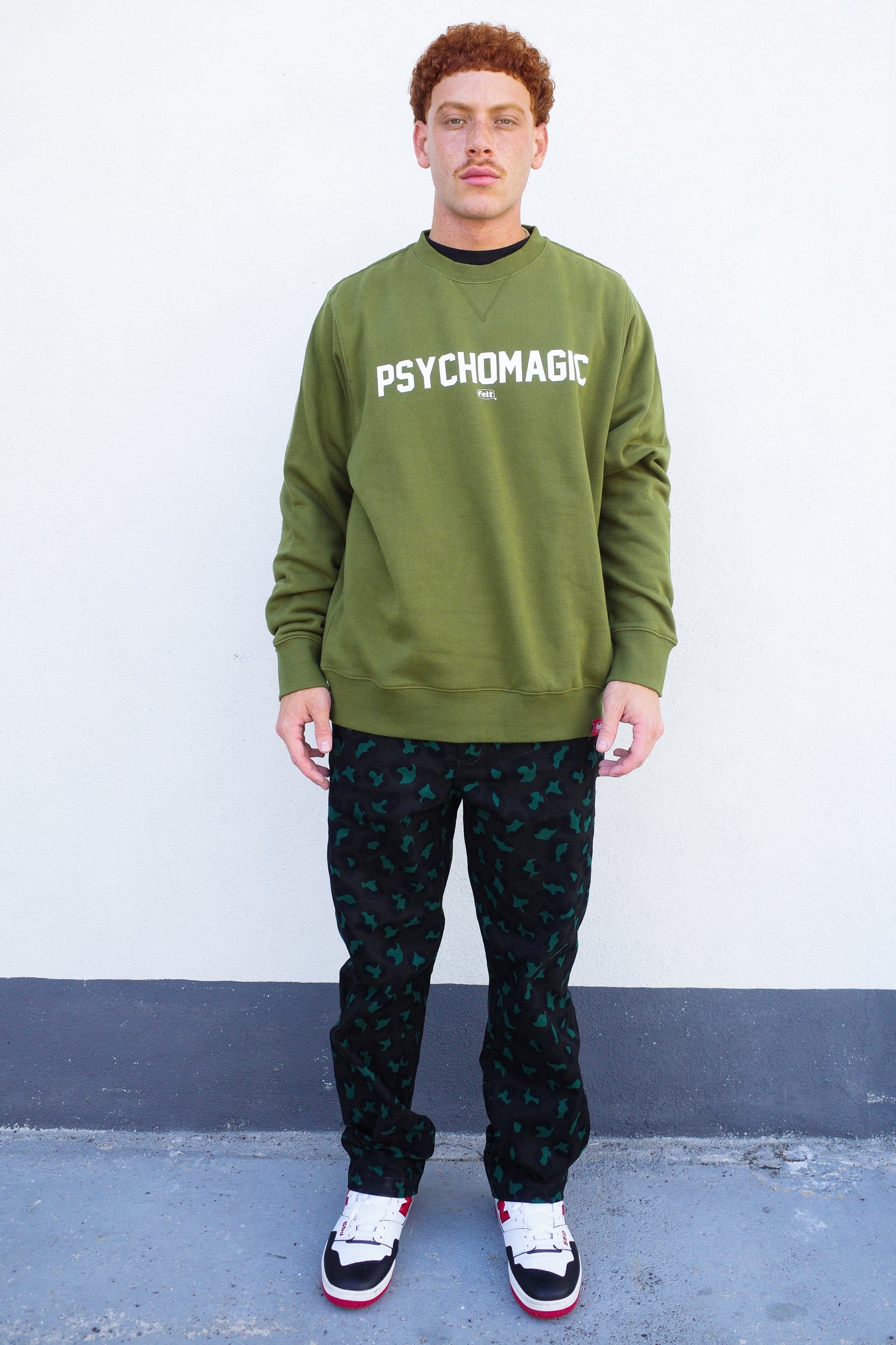 Psychomagic Crewneck